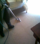 Carpet Cleaning Technician Cleaning Carpet Top Steamer 305-631-5757